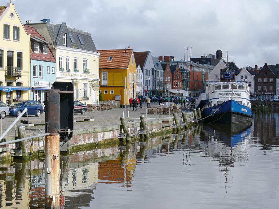 Urlaub in Husum - Der Hafen von Husum an der Nordsee